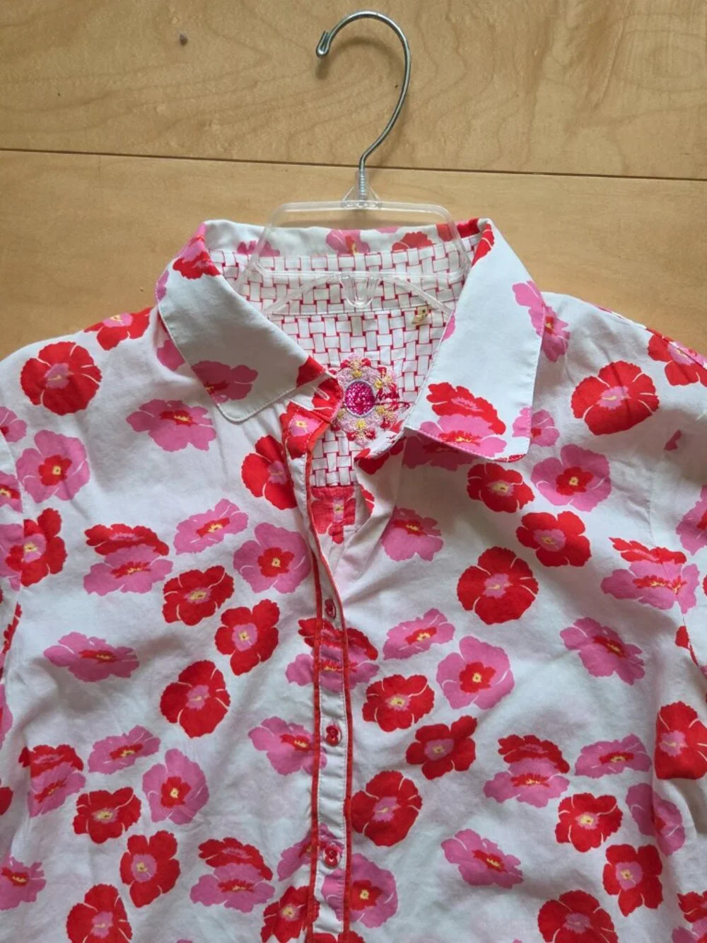 Robert Graham sz M Floral Button Down Shirt Blouse White Pink Embroidery Puff - Picture 11 of 14